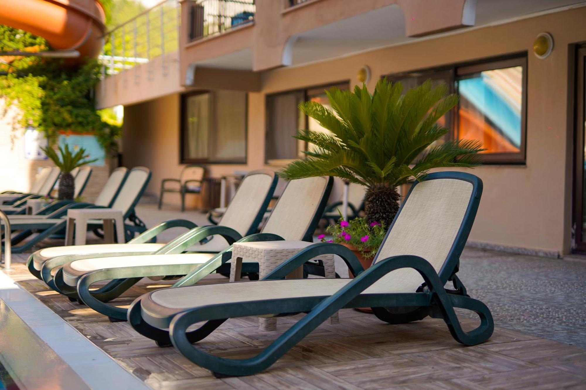 Aleria Belport Beach Hotel 벨디비 외부 사진